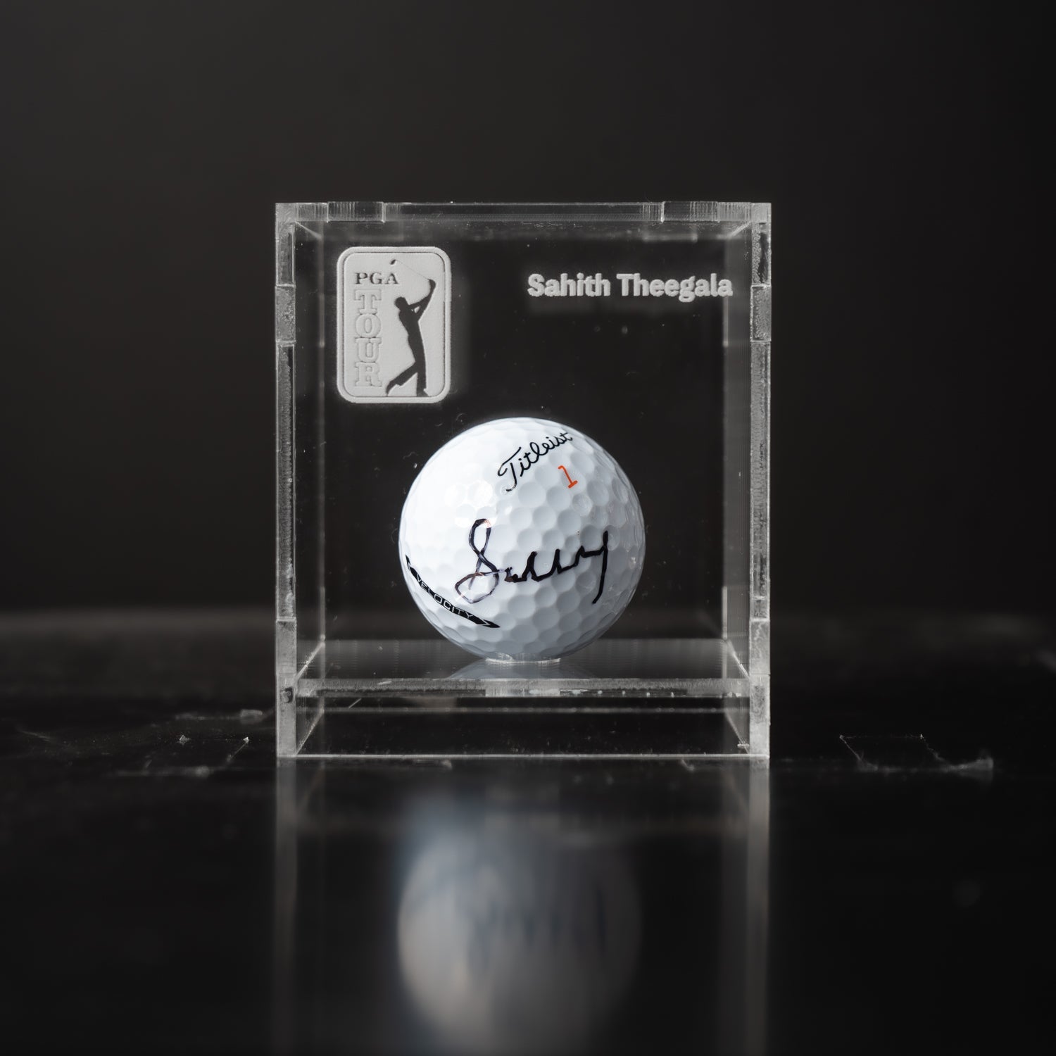 Pelota Firmada - Sahith Theegala